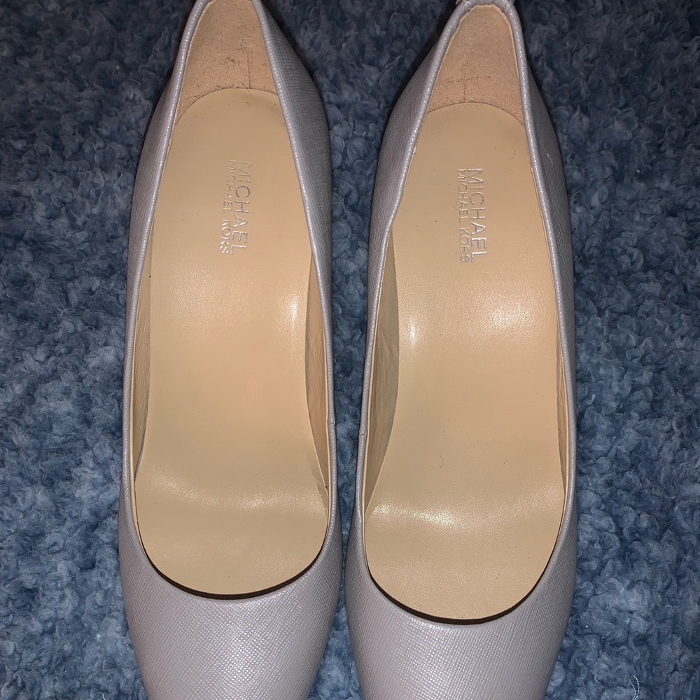 Micheal Kors heels